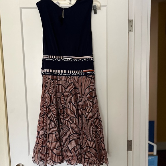 DVF Silk Midi Dress - Picture 4 of 10